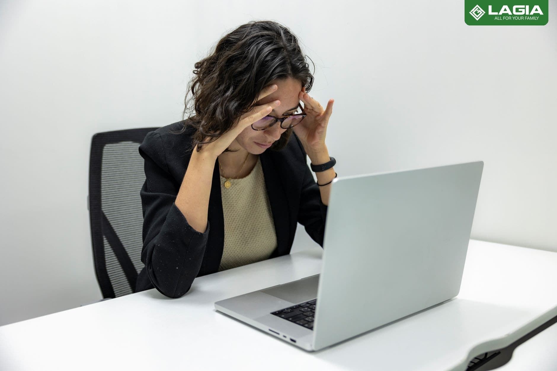 Stress Có Gây Tăng Cân Không? Mối Liên Hệ Giữa Căng Thẳng Và Cân Nặng